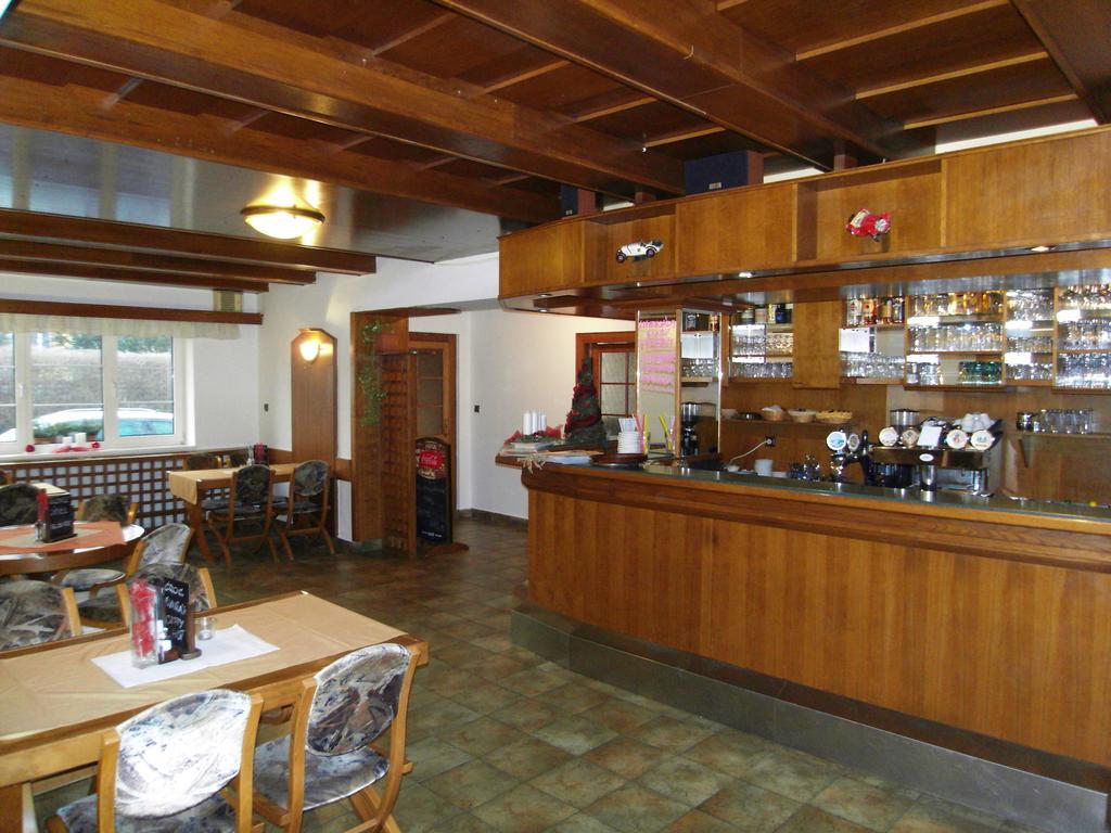 Penzion A Restaurace U Veterana Frenštát pod Radhoštěm Zewnętrze zdjęcie