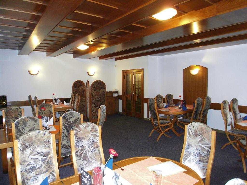 Penzion A Restaurace U Veterana Frenštát pod Radhoštěm Zewnętrze zdjęcie