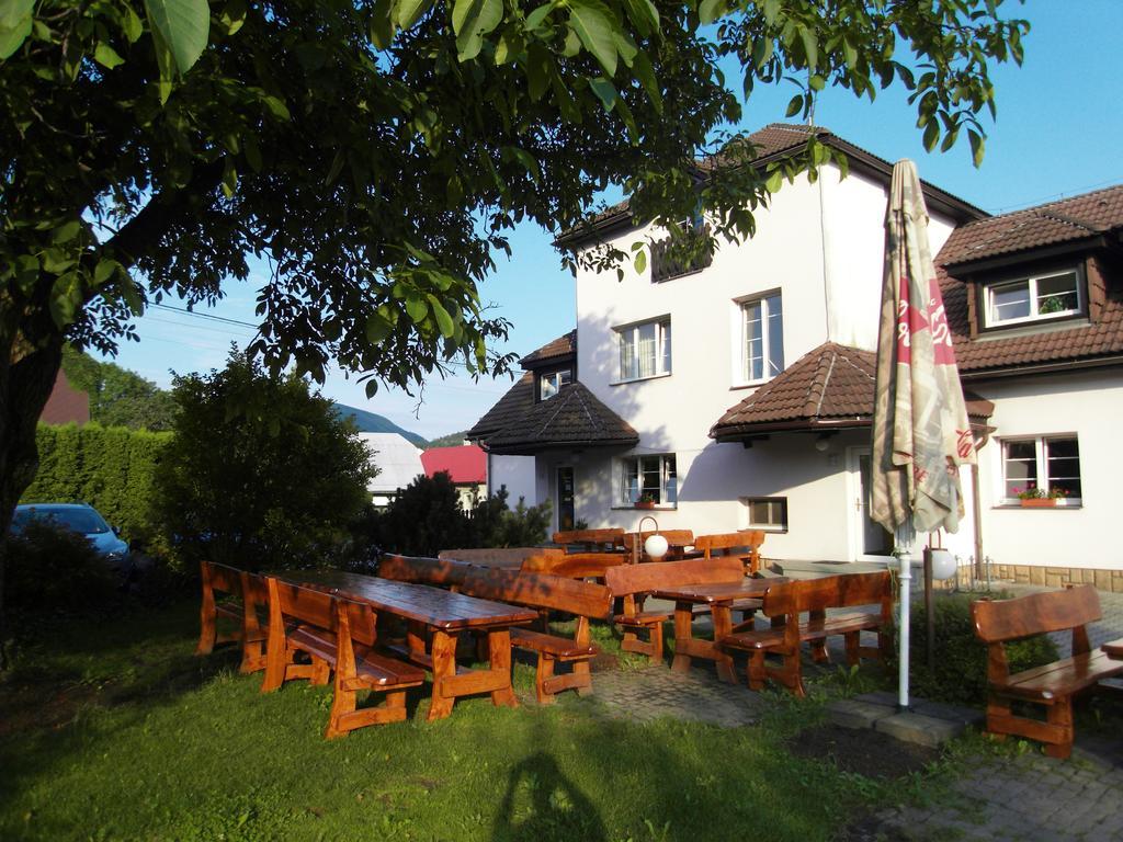 Penzion A Restaurace U Veterana Frenštát pod Radhoštěm Zewnętrze zdjęcie